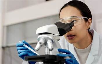 Confidential Trichomoniasis Test in Dubai at Cosmocare Medical Center